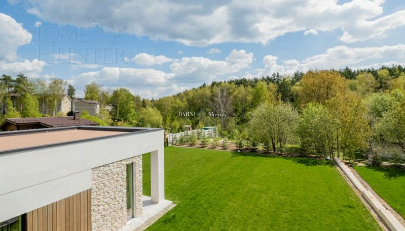 2-этажный коттедж 348.5 м² с отделкой