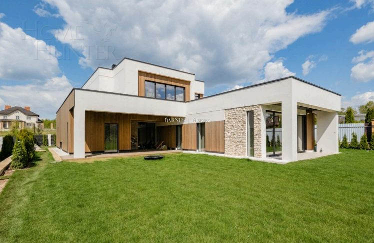 2-этажный коттедж 348.5 м² с отделкой