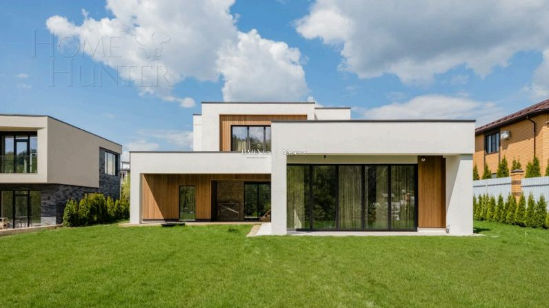 2-этажный коттедж 348.5 м² с отделкой