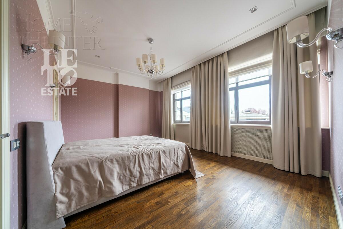 2-этажный коттедж 650 м² с отделкой