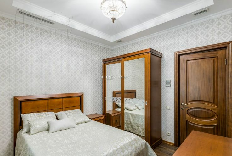 2-этажный коттедж 990 м² с отделкой