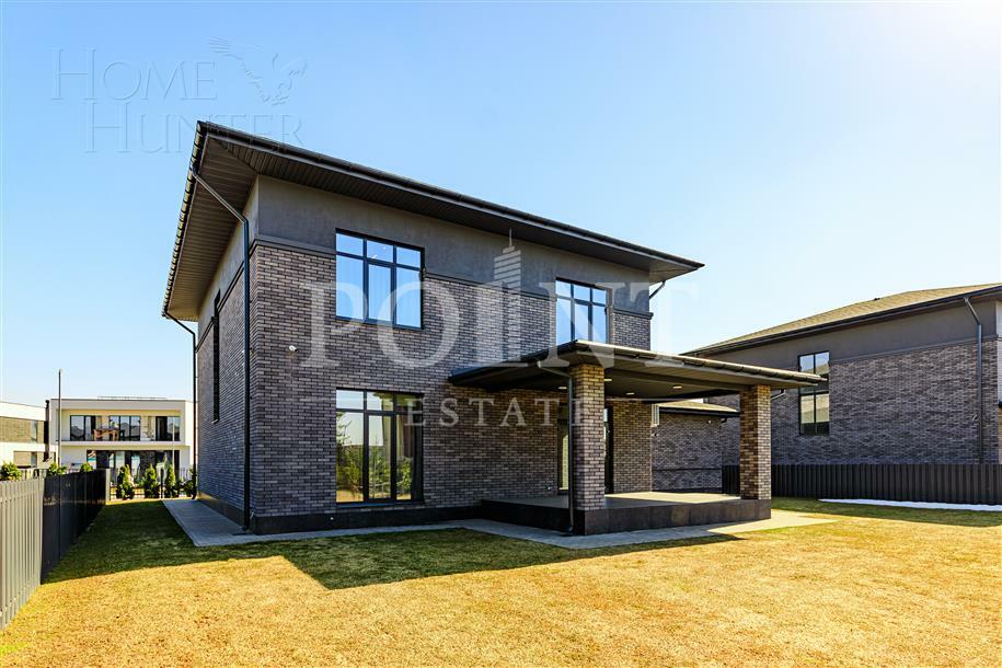 2-этажный коттедж 324 м² с отделкой