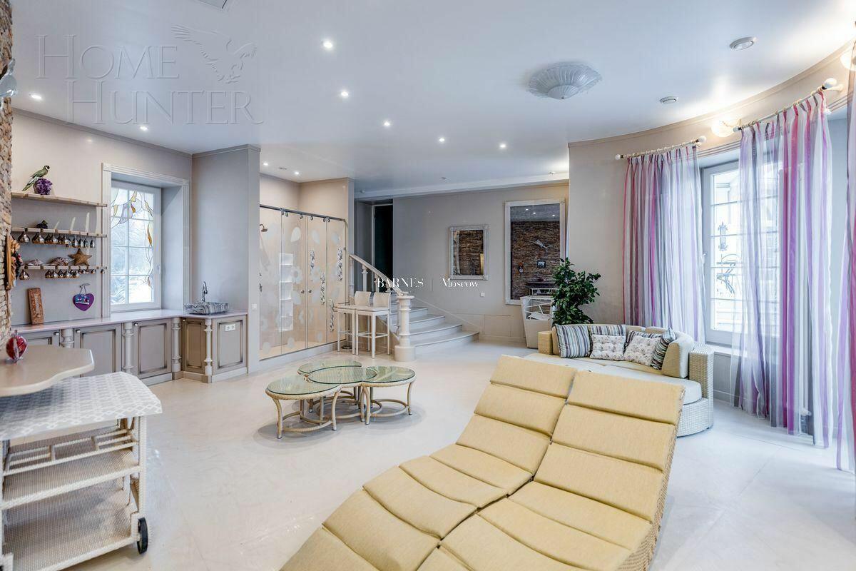 2-этажный коттедж 1 624 м² с отделкой