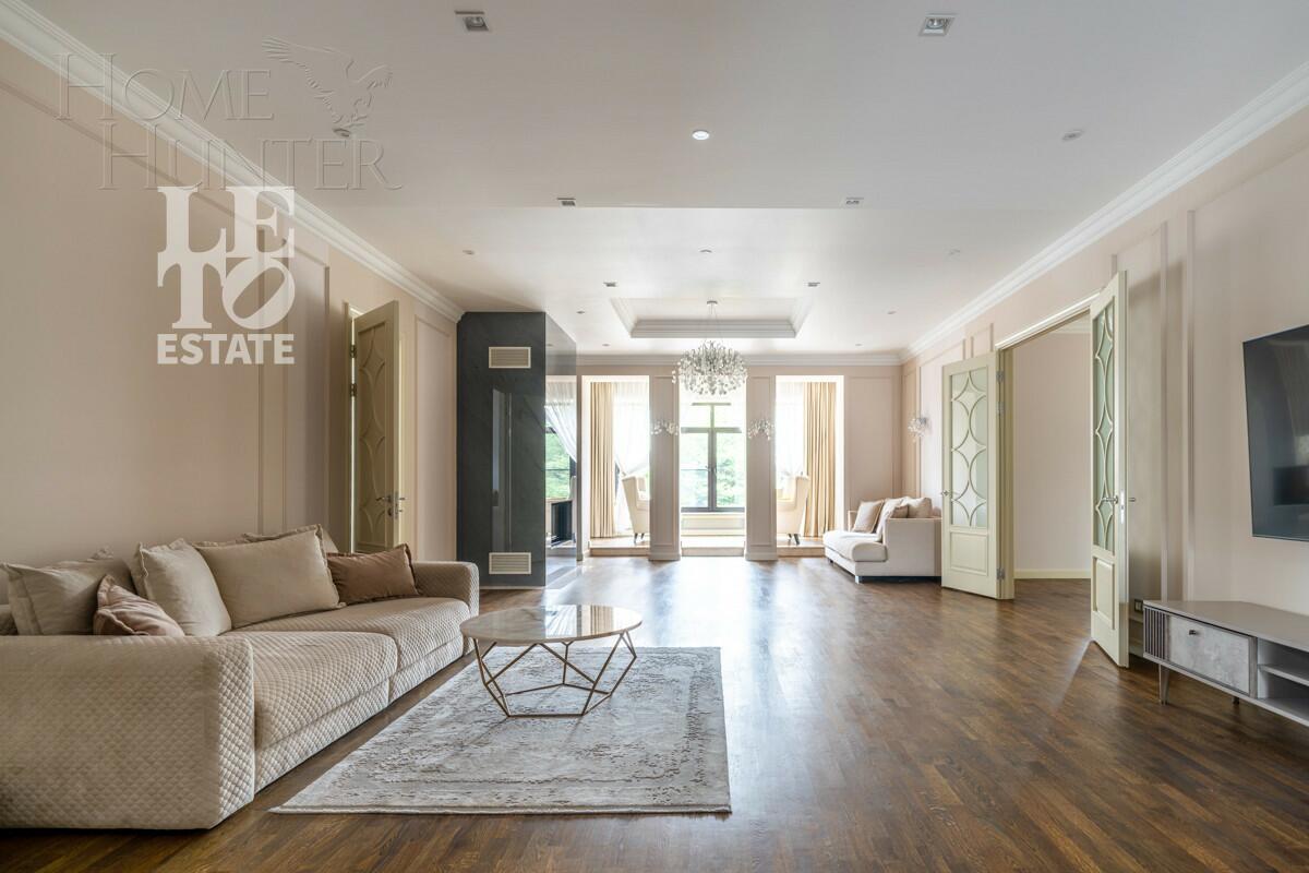 2-этажный коттедж 650 м² с отделкой