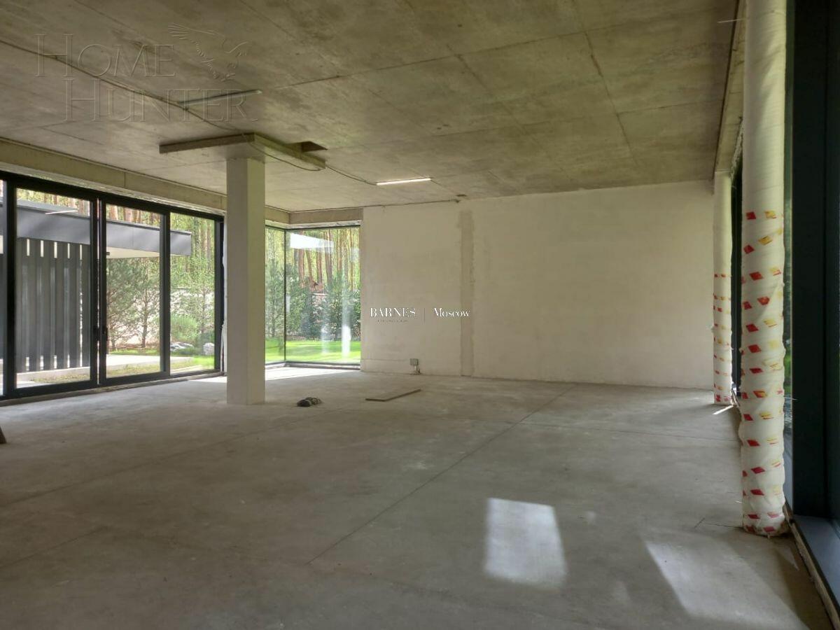 2-этажный коттедж 1 050 м² без отделки