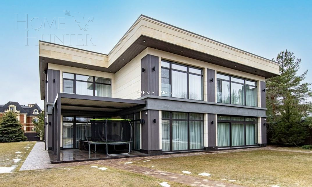2-этажный коттедж 1 145 м² с отделкой