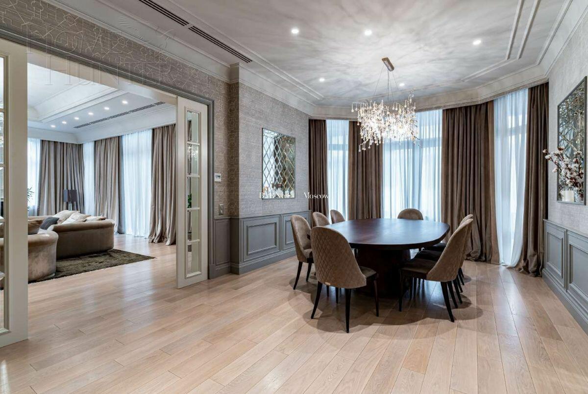 2-этажный коттедж 1 500 м² с отделкой