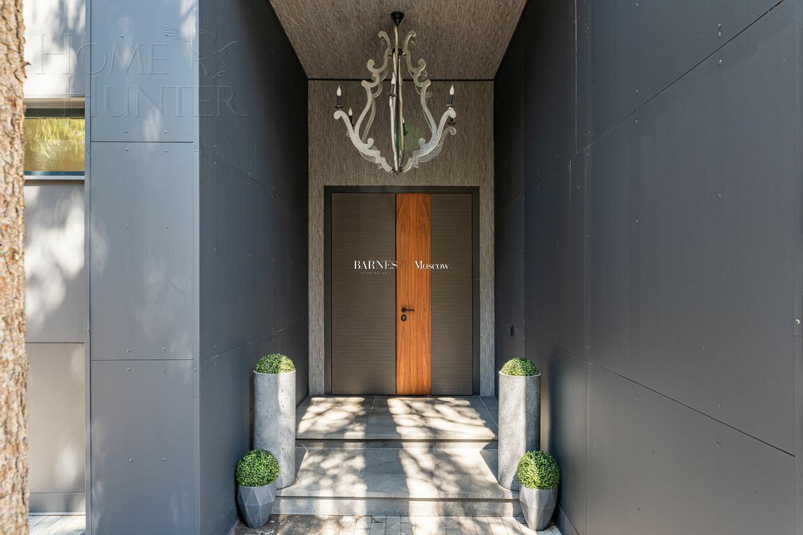 2-этажный коттедж 1 050 м² без отделки