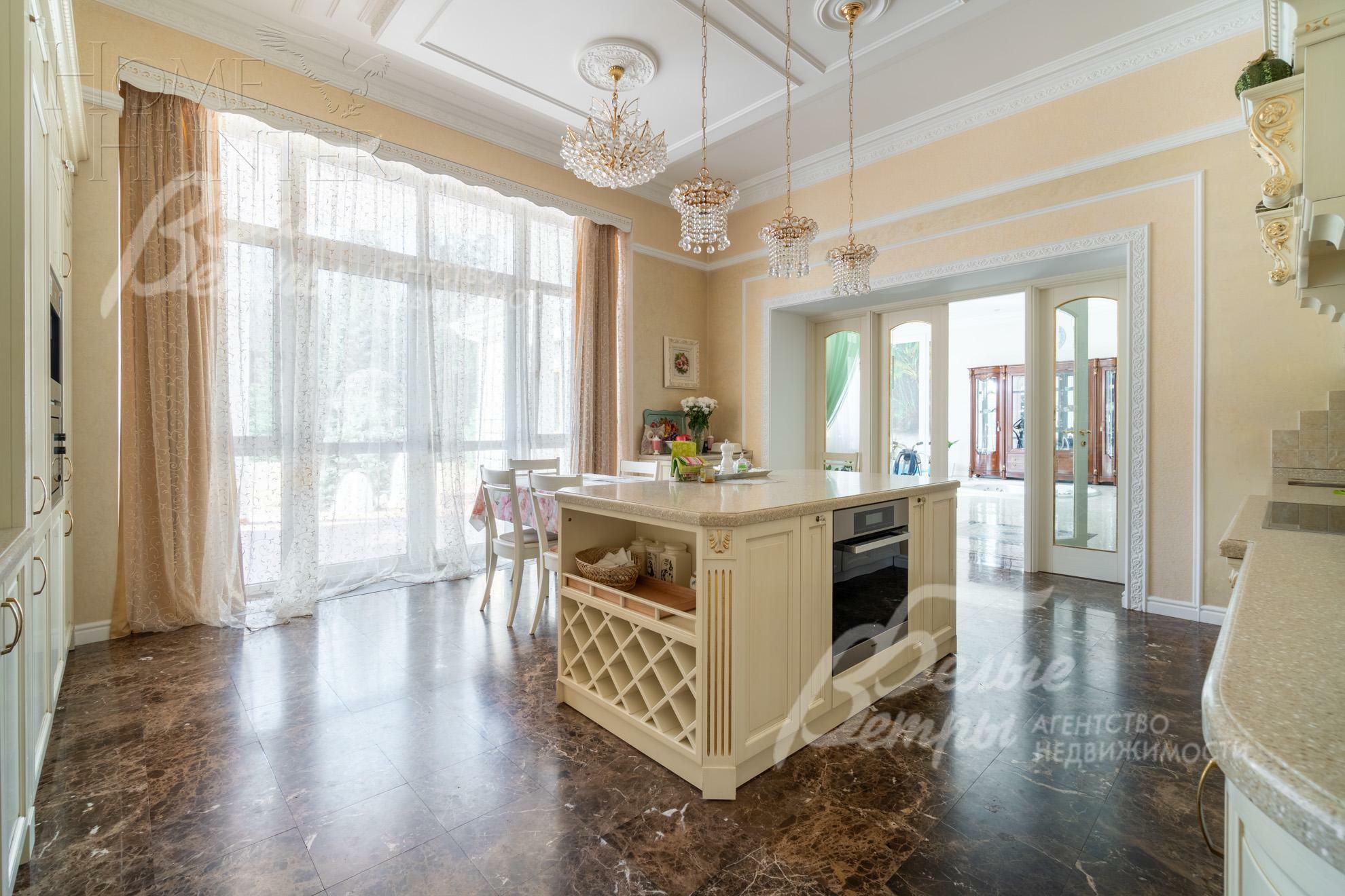 2-этажный коттедж 918 м² с отделкой