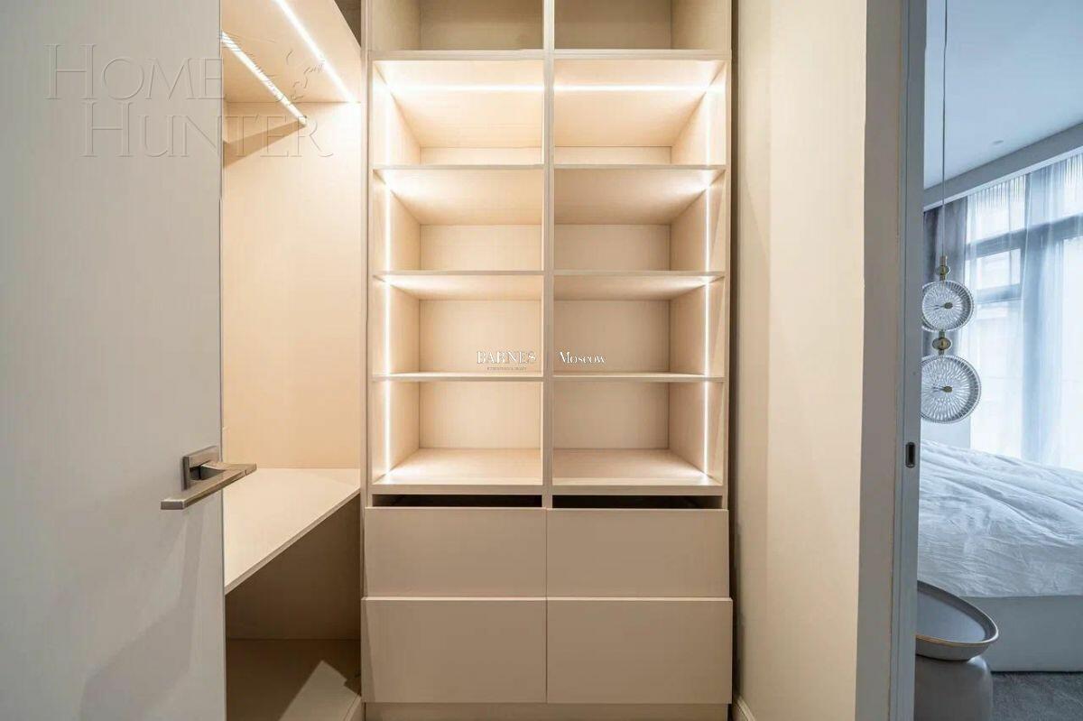 4-этажный таунхаус 240 м² с отделкой