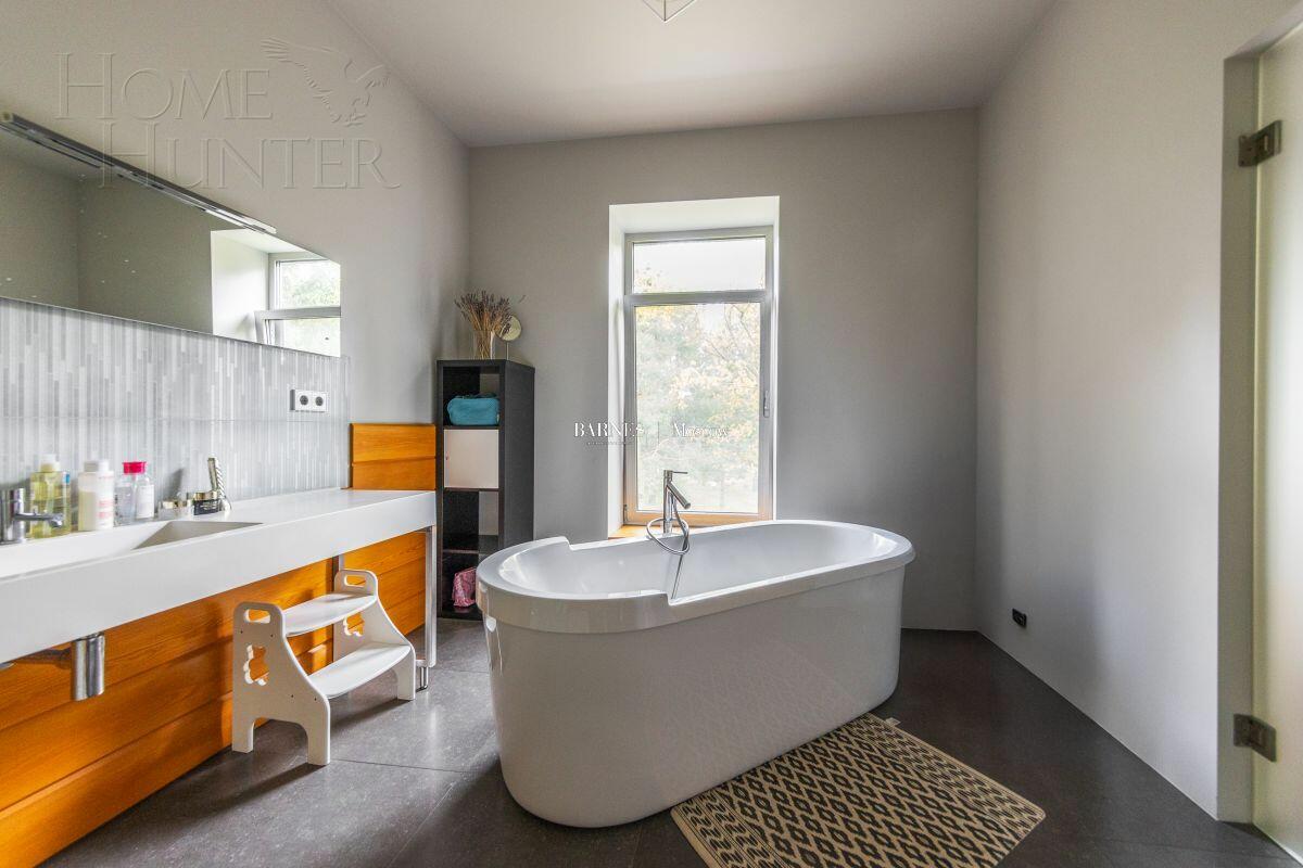 2-этажный коттедж 265.9 м² с отделкой