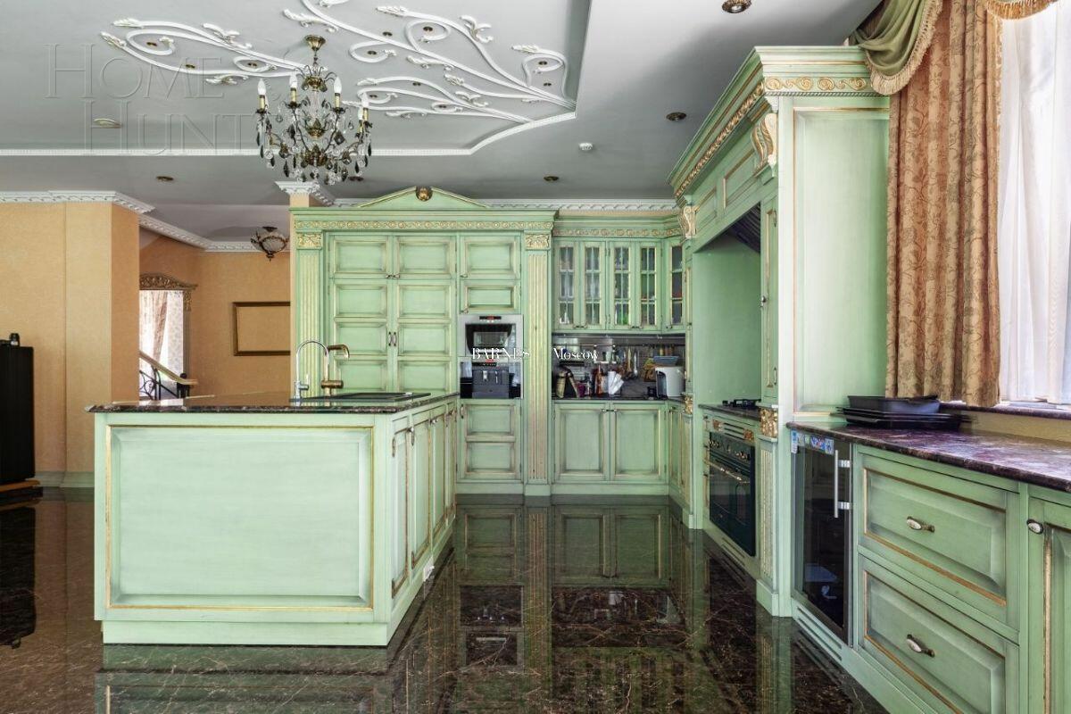 2-этажный коттедж 700 м² с отделкой