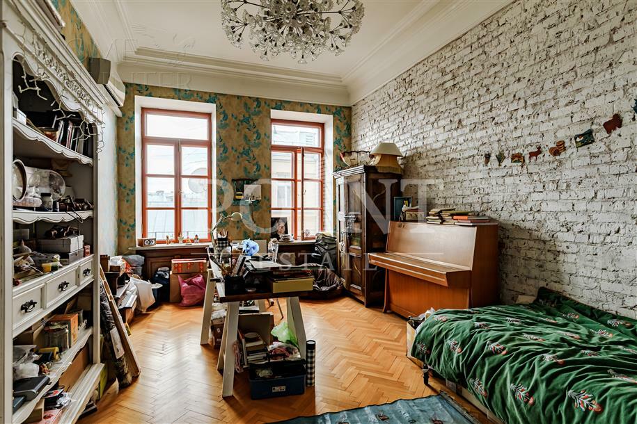 2-УРОВНЕВАЯ КВАРТИРА С ОТДЕЛКОЙ 315 М² НА 4 ЭТАЖЕ