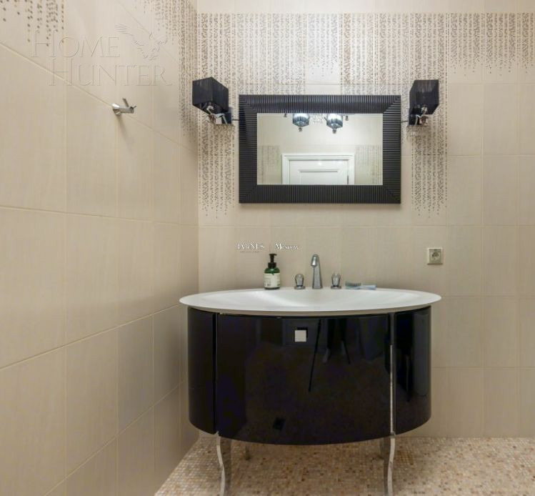 2-этажный коттедж 500 м² с отделкой