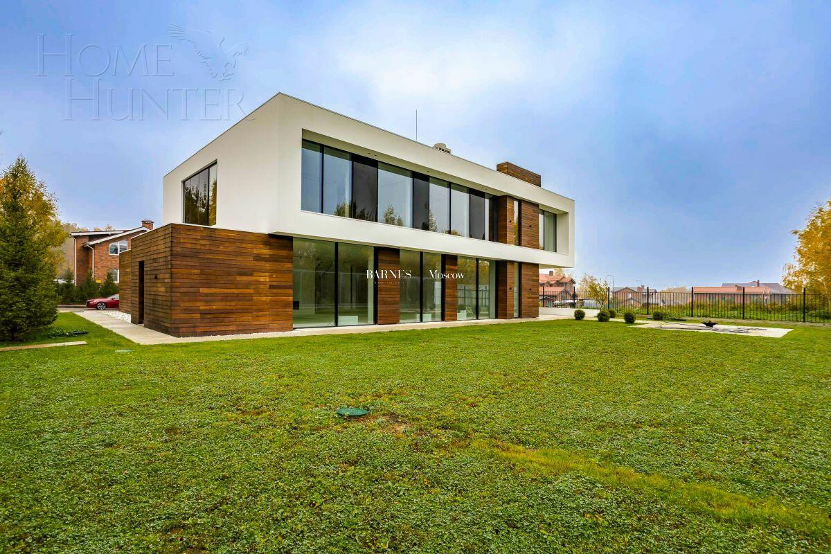 2-этажный коттедж 650 м² без отделки