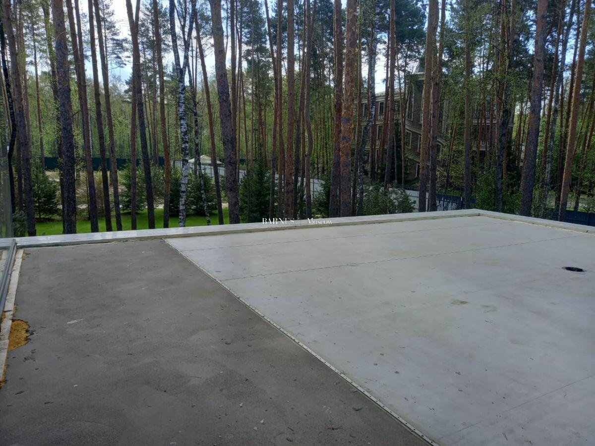 2-этажный коттедж 1 050 м² без отделки