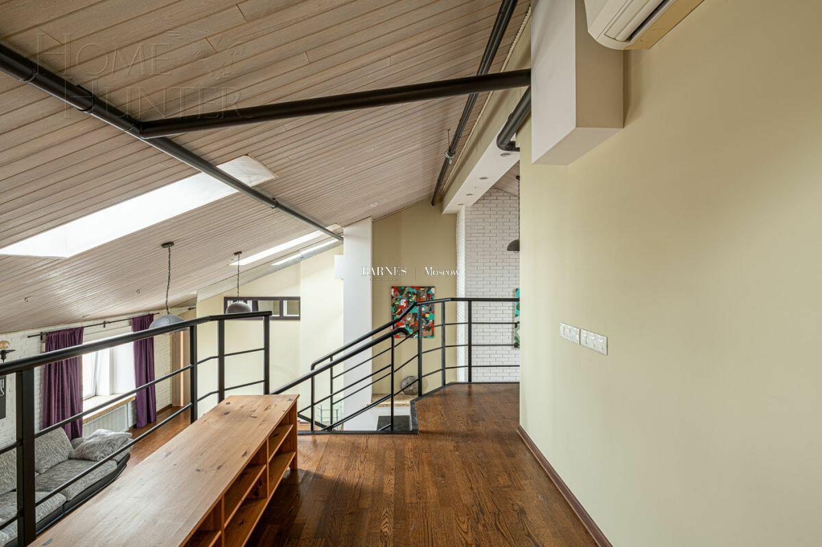 3-УРОВНЕВЫЙ ПЕНТХАУС С ОТДЕЛКОЙ 350 М² НА 7 ЭТАЖЕ