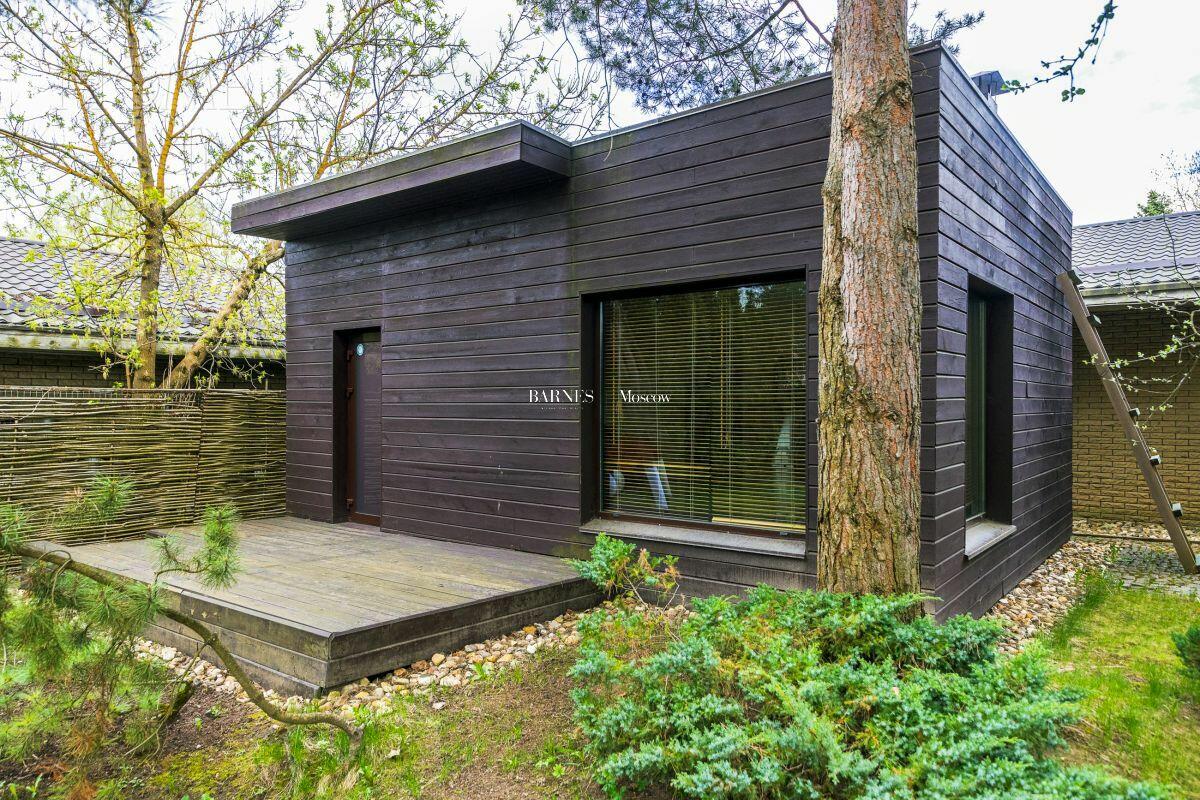 2-этажный коттедж 265.9 м² с отделкой