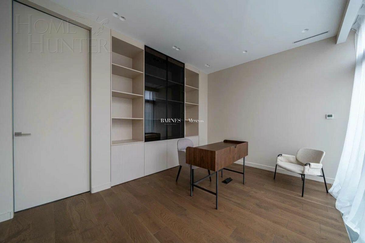 4-этажный таунхаус 240 м² с отделкой