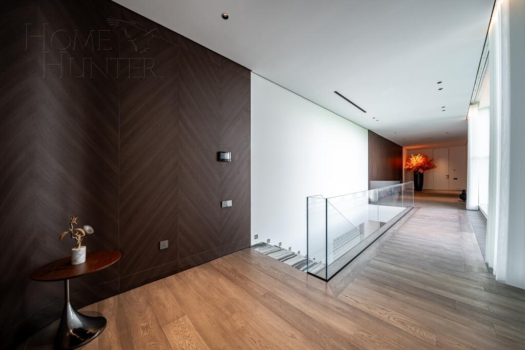 2-этажный коттедж 698 м² с отделкой