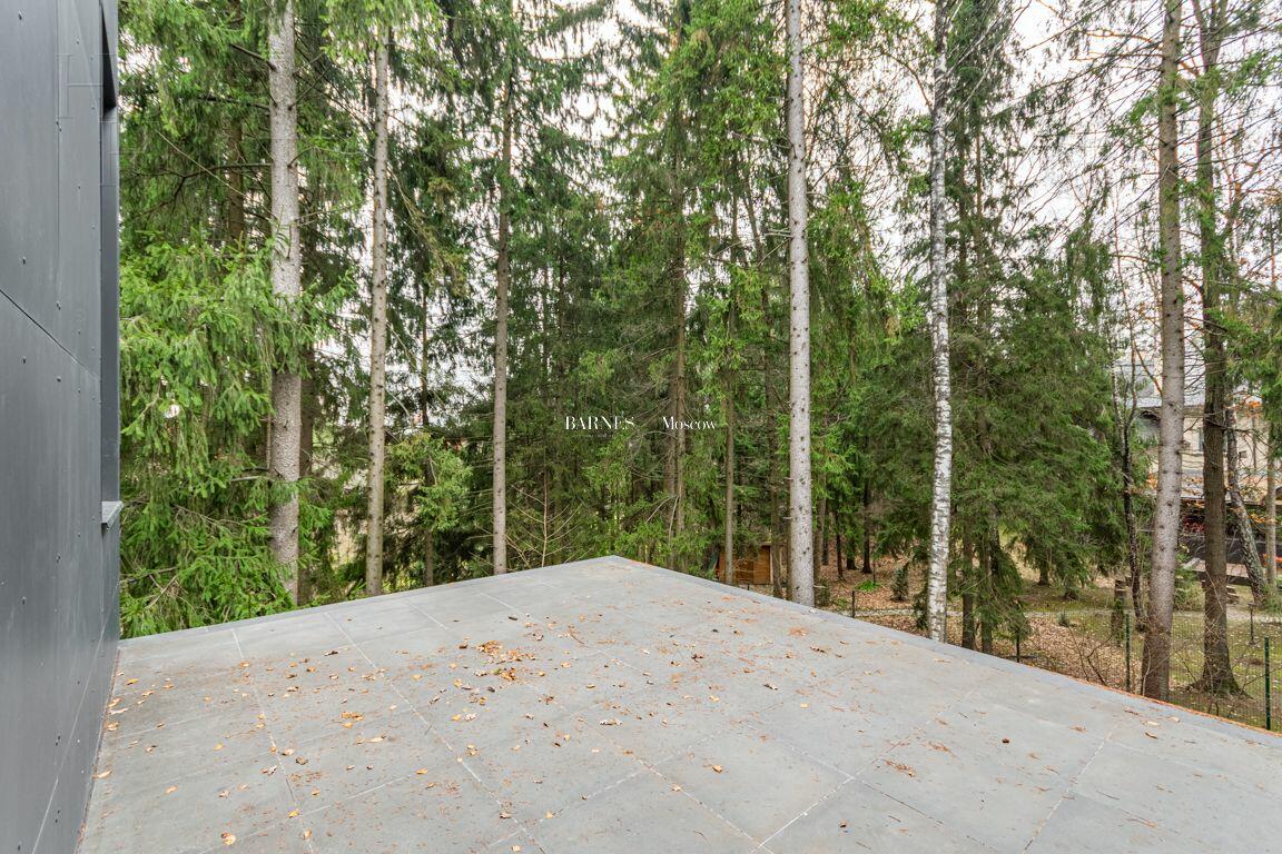 2-этажный коттедж 1 050 м² без отделки