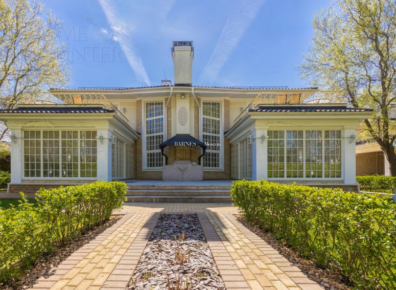 2-этажный коттедж 612 м² с отделкой