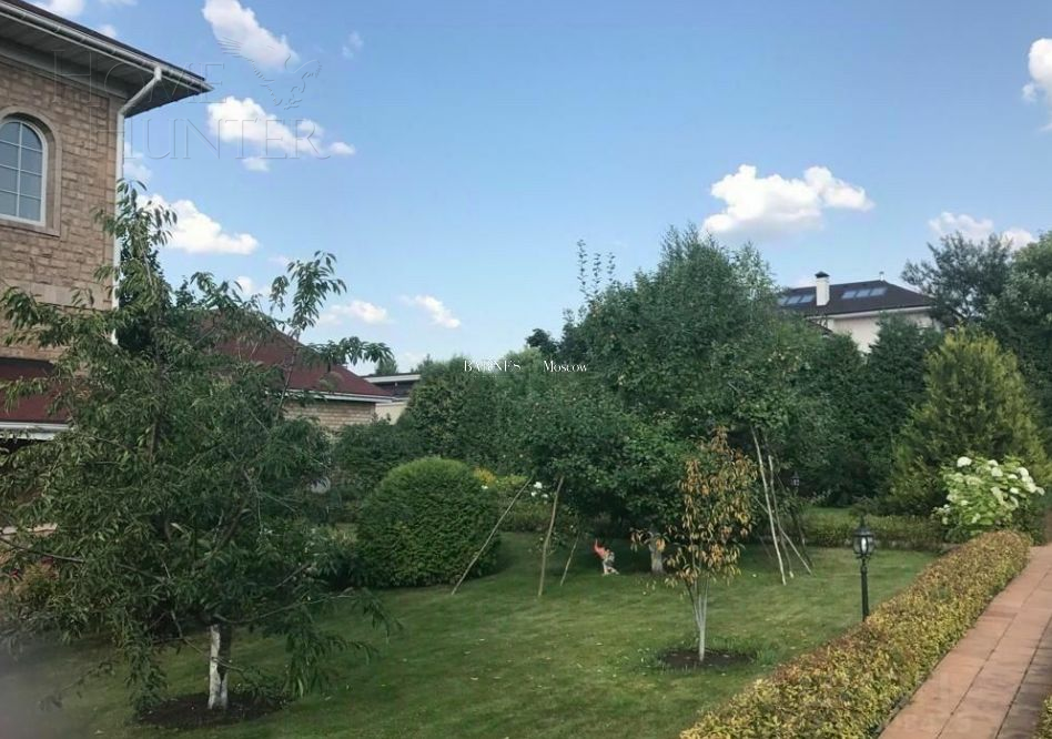 2-этажный коттедж 884.3 м² с отделкой
