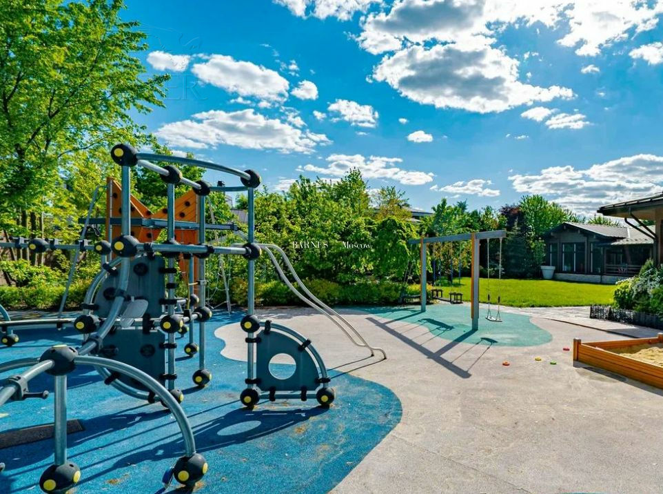 2-этажный коттедж 1 456 м² с отделкой