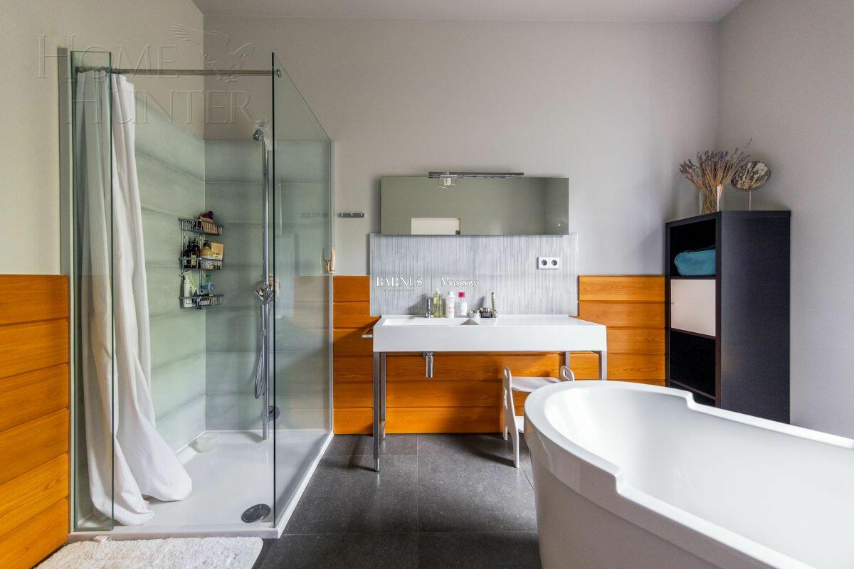 2-этажный коттедж 265.9 м² с отделкой