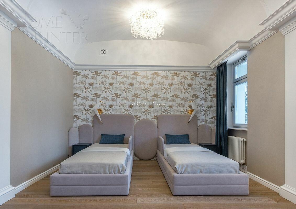 2-этажный коттедж 1 214 м² с отделкой