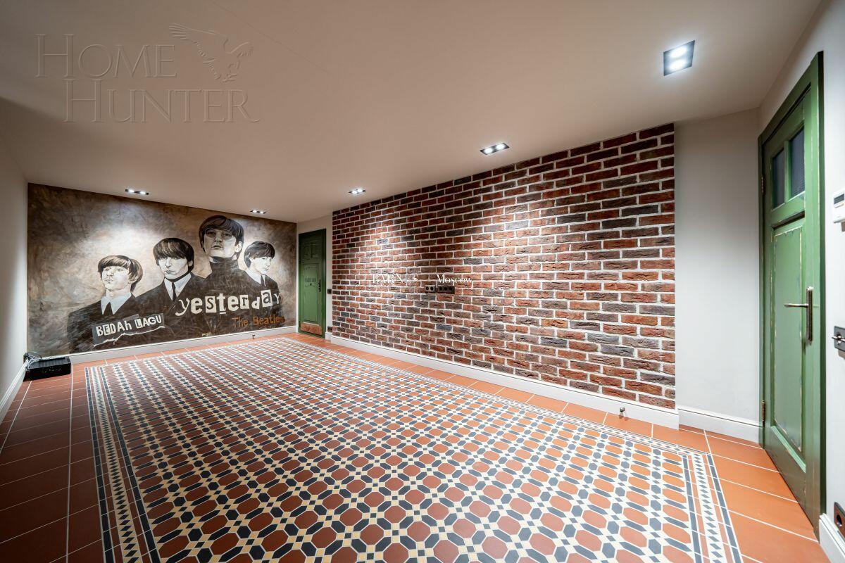 2-этажный таунхаус 420 м² с отделкой