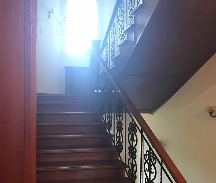 2-этажный коттедж 884.3 м² с отделкой