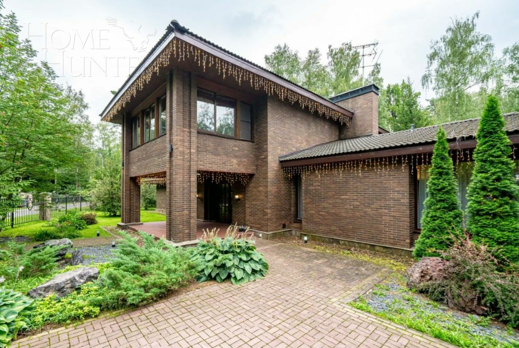 2-этажный коттедж 450 м² с отделкой