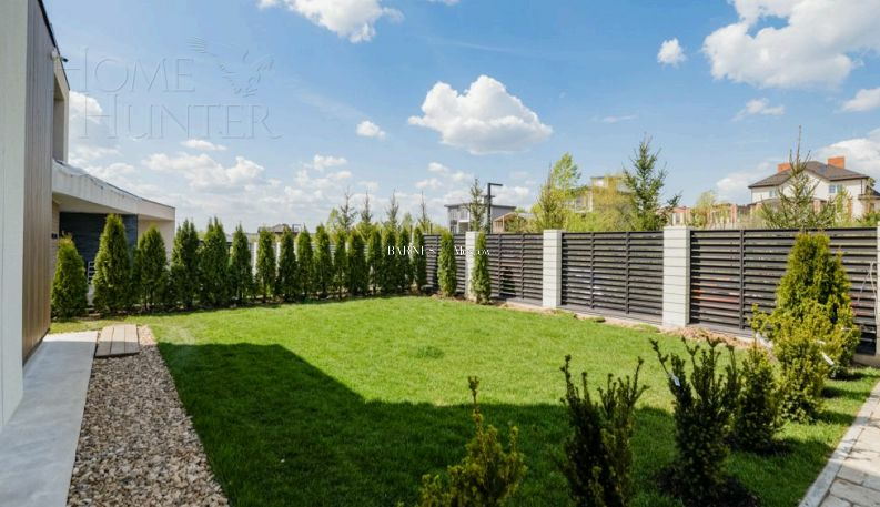 2-этажный коттедж 348.5 м² с отделкой