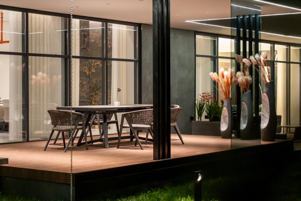 2-этажный коттедж 698 м² с отделкой