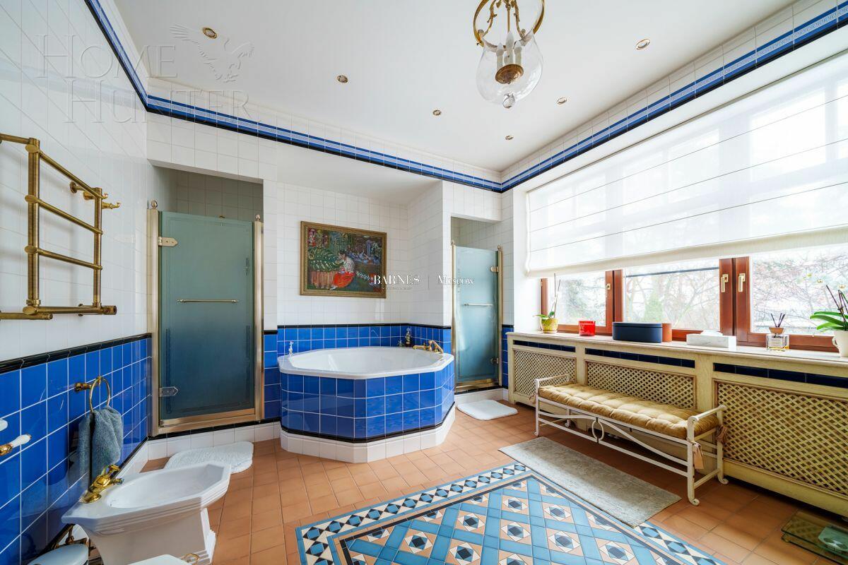 2-этажный коттедж 761 м² с отделкой