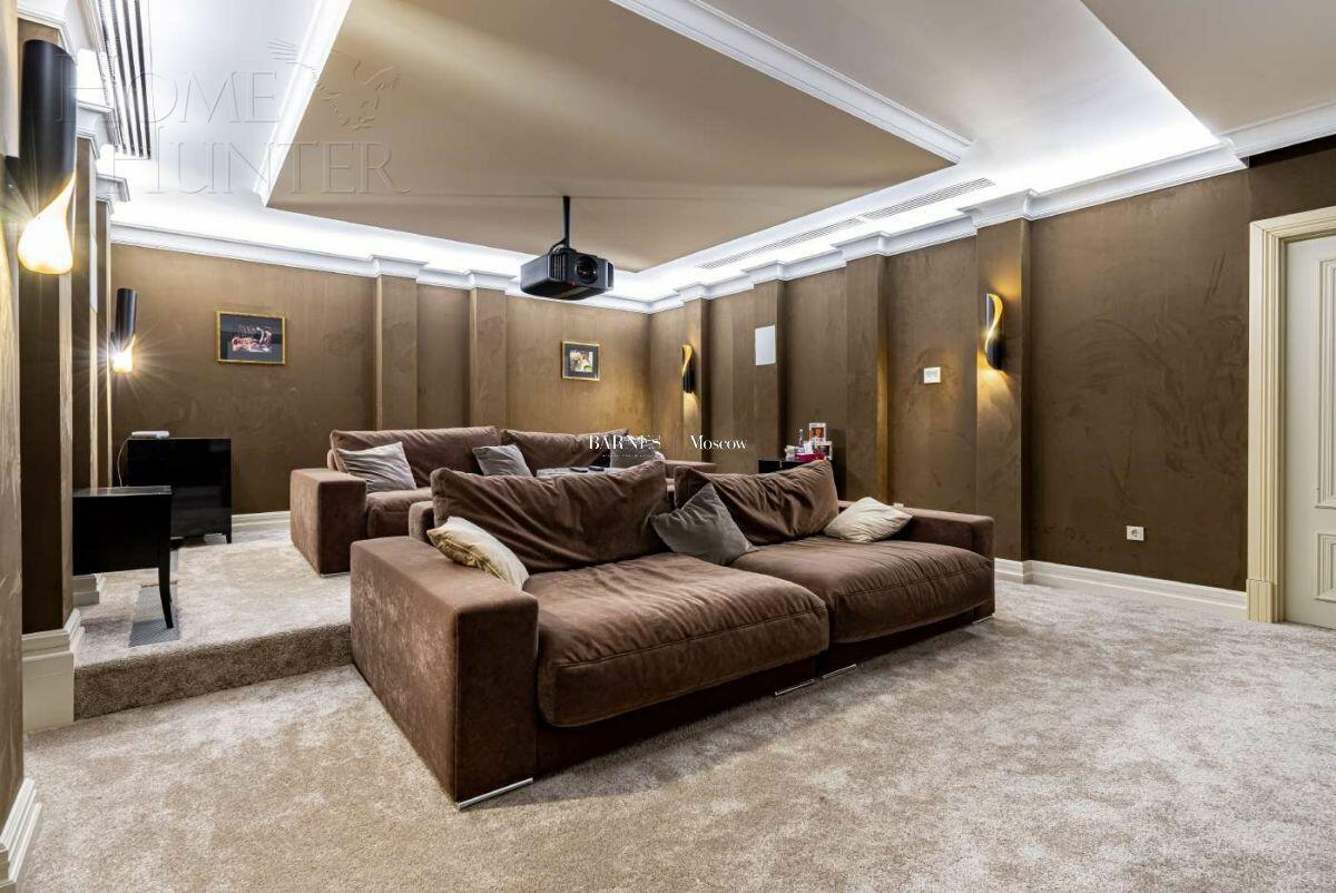 2-этажный коттедж 1 500 м² с отделкой