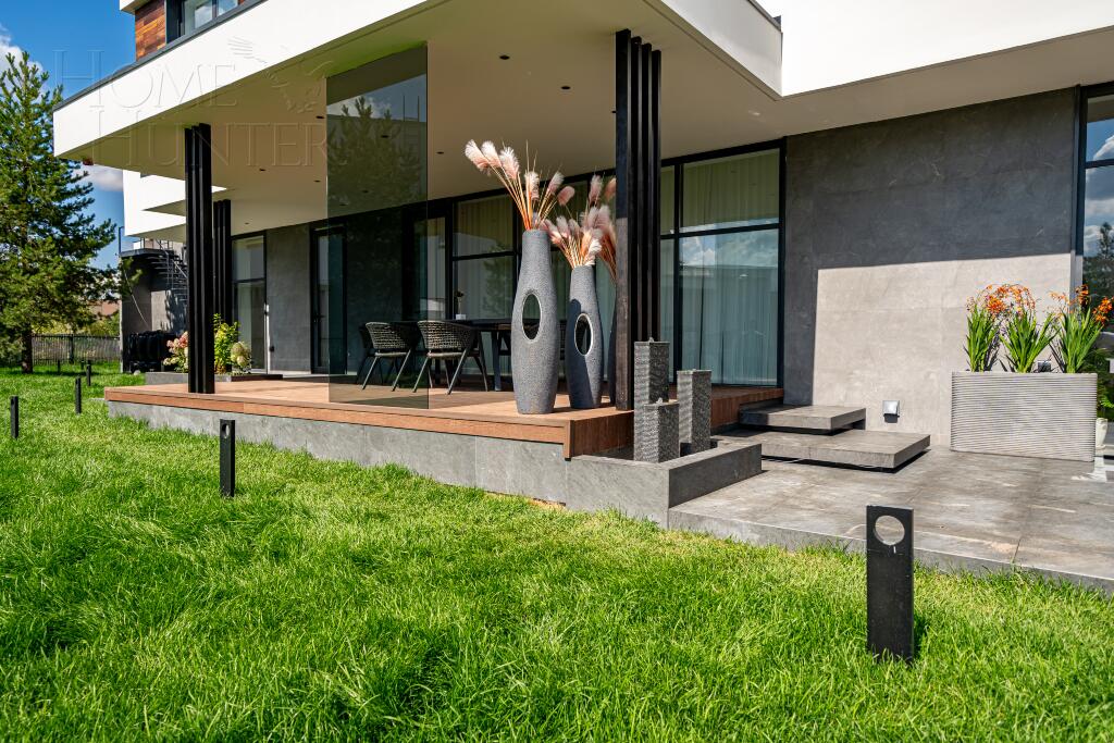 2-этажный коттедж 698 м² с отделкой