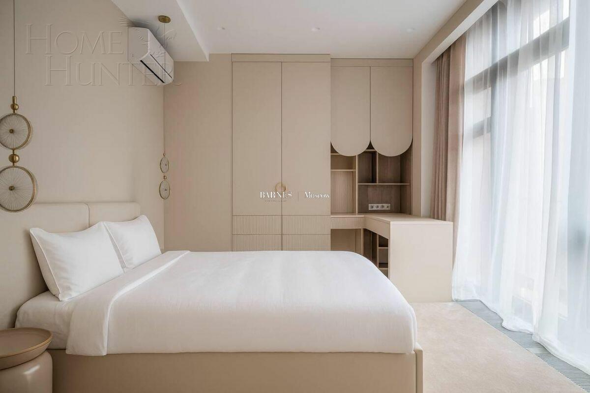 4-этажный таунхаус 240 м² с отделкой