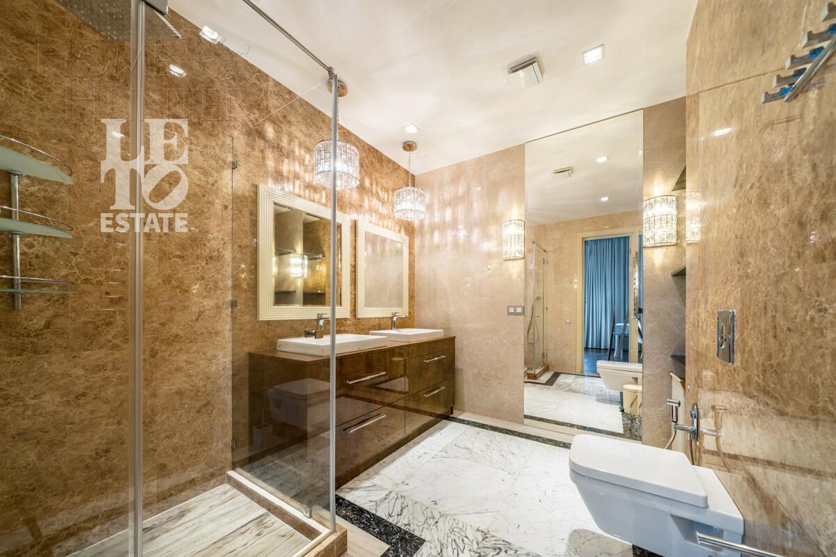 2-этажный коттедж 650 м² с отделкой