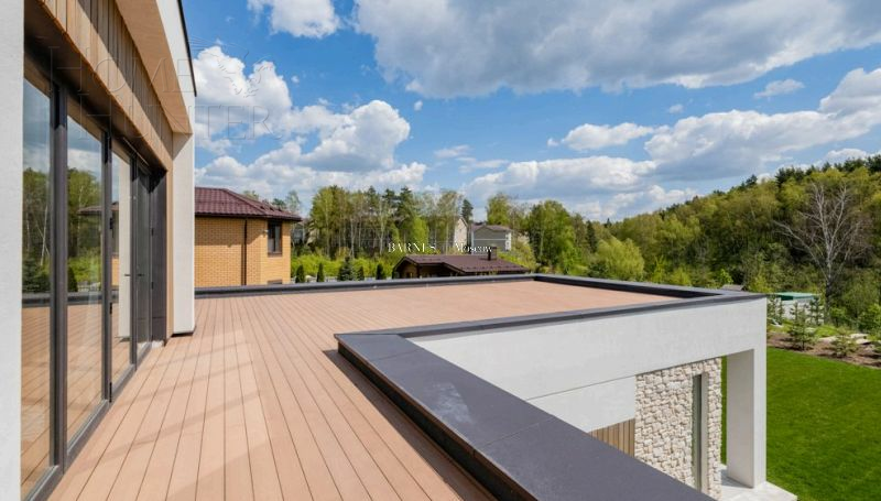 2-этажный коттедж 348.5 м² с отделкой