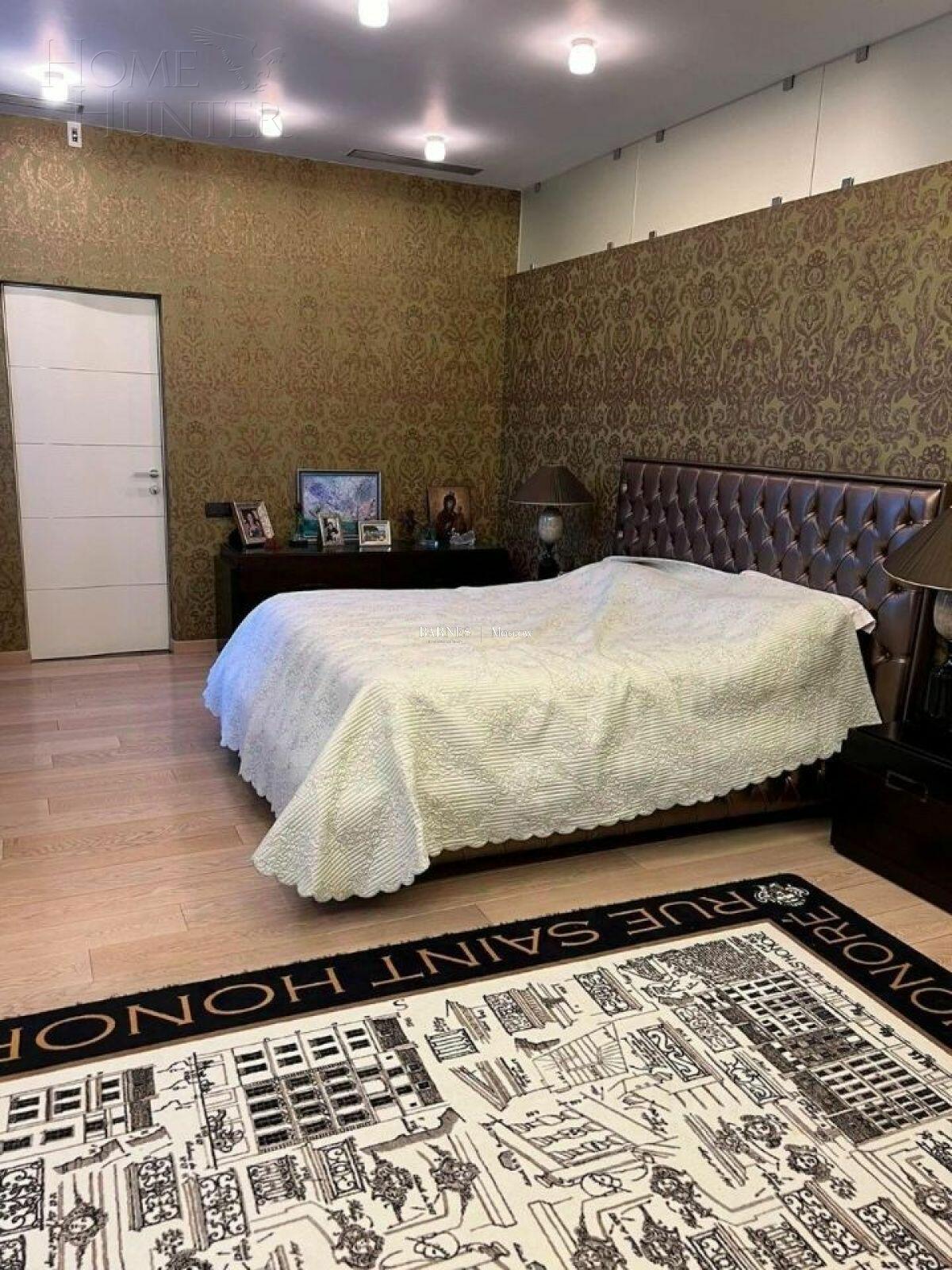2-этажный коттедж 690 м² с отделкой