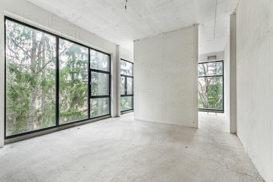 2-этажный коттедж 1 050 м² без отделки