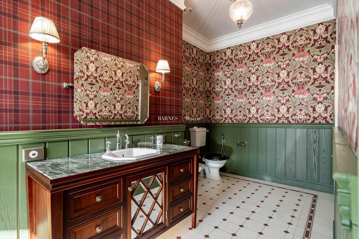 2-этажный таунхаус 420 м² с отделкой