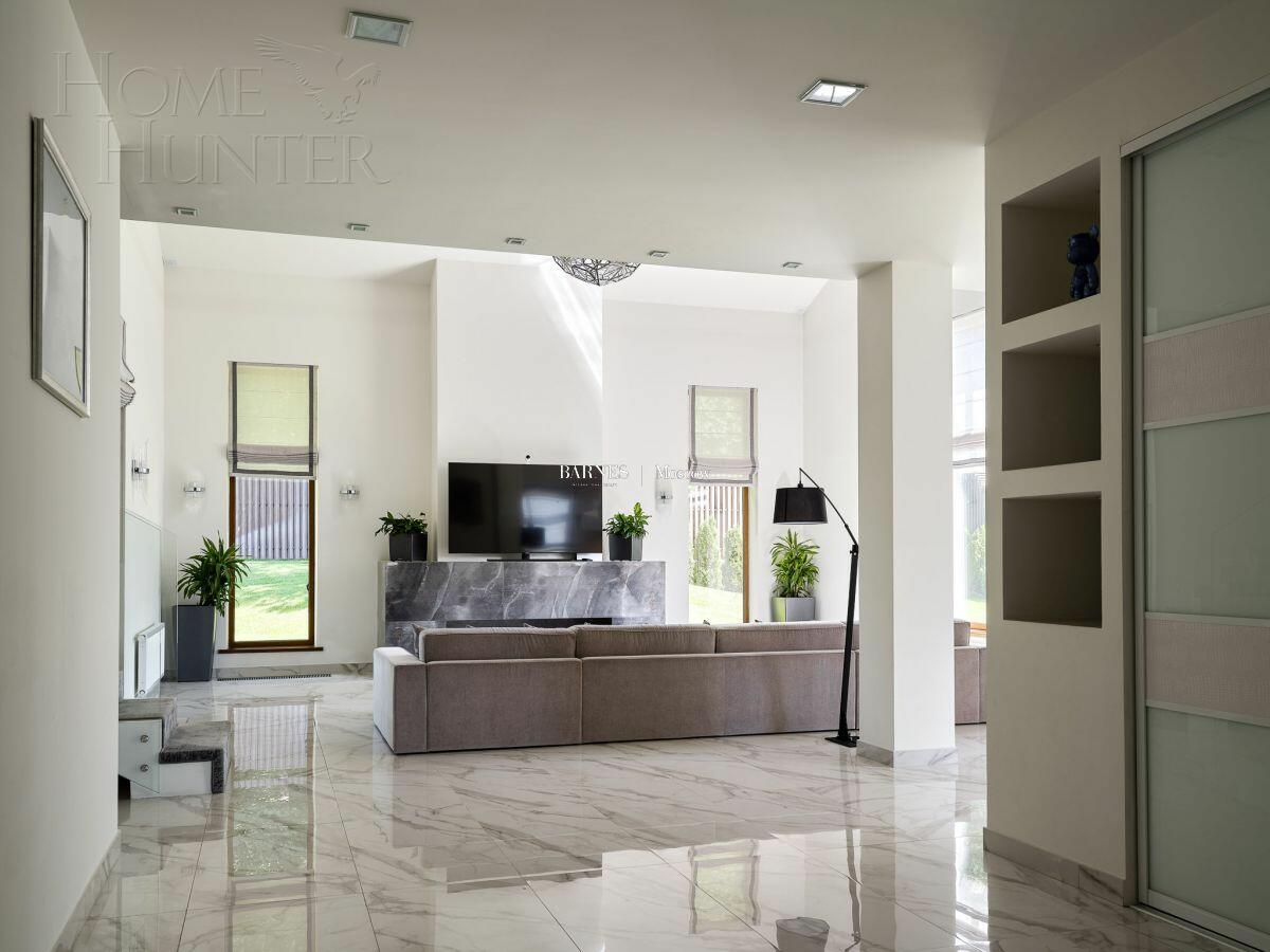 2-этажный коттедж 364 м² с отделкой