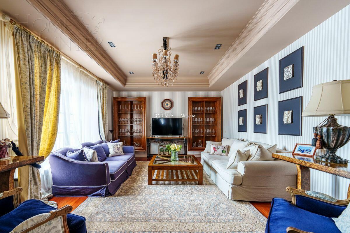 2-этажный коттедж 761 м² с отделкой