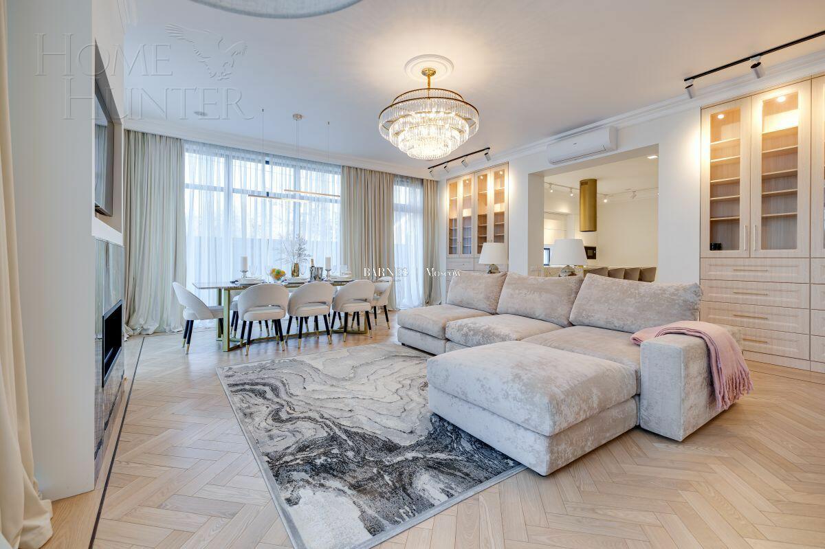 2-этажный коттедж 300 м² с отделкой