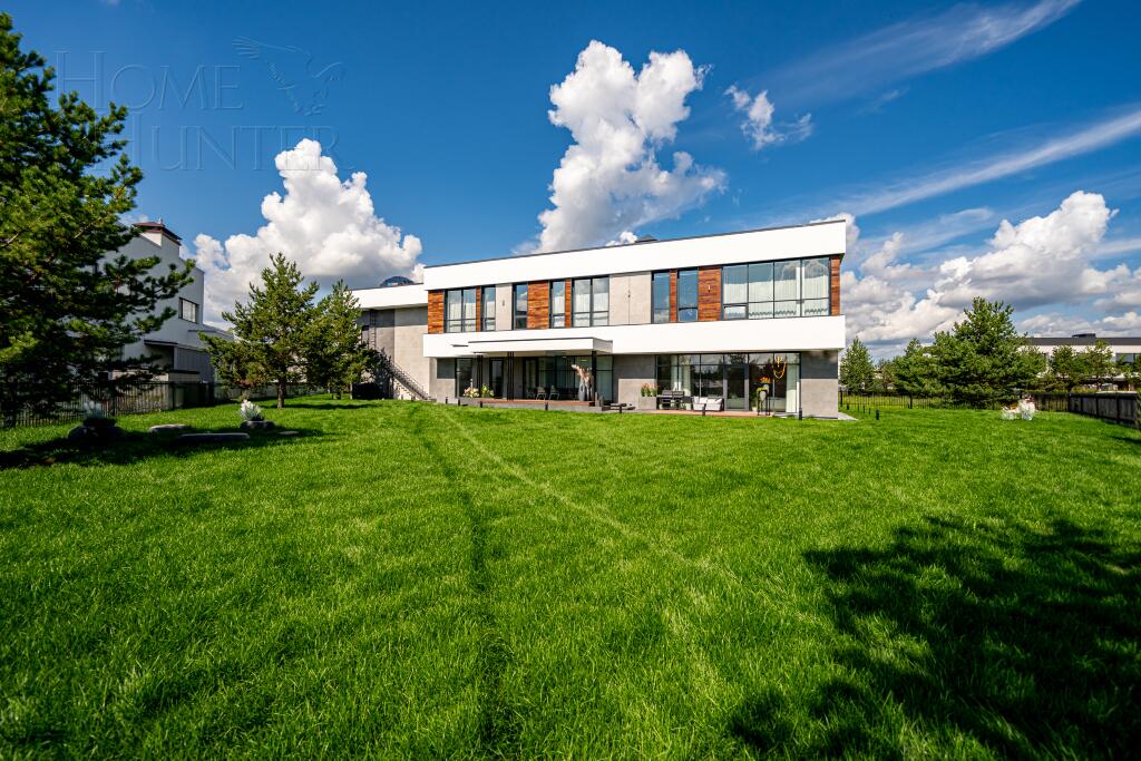 2-этажный коттедж 698 м² с отделкой