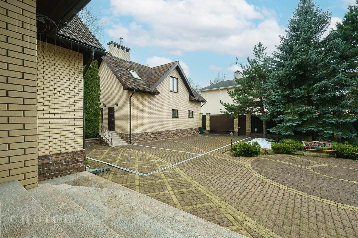 2-этажный коттедж 456.4 м² с отделкой