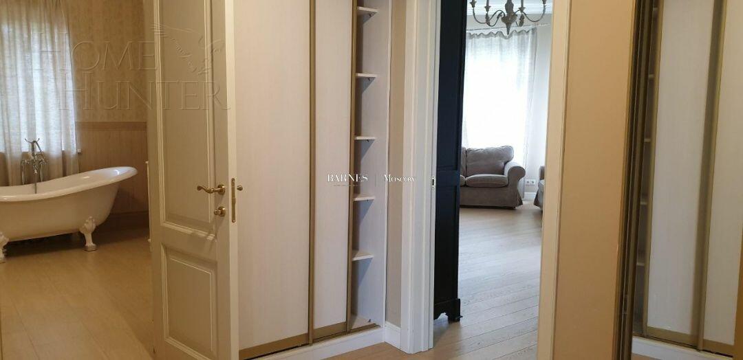 2-этажный коттедж 550 м² с отделкой